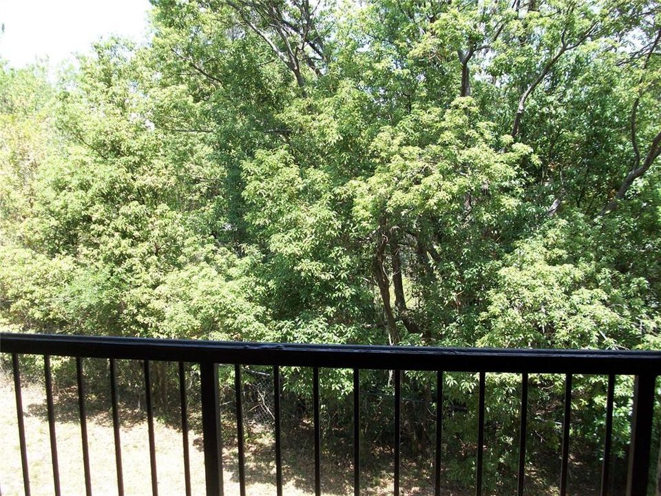 For Sale: $260,000 (3 beds, 2 baths, 1731 Square Feet)