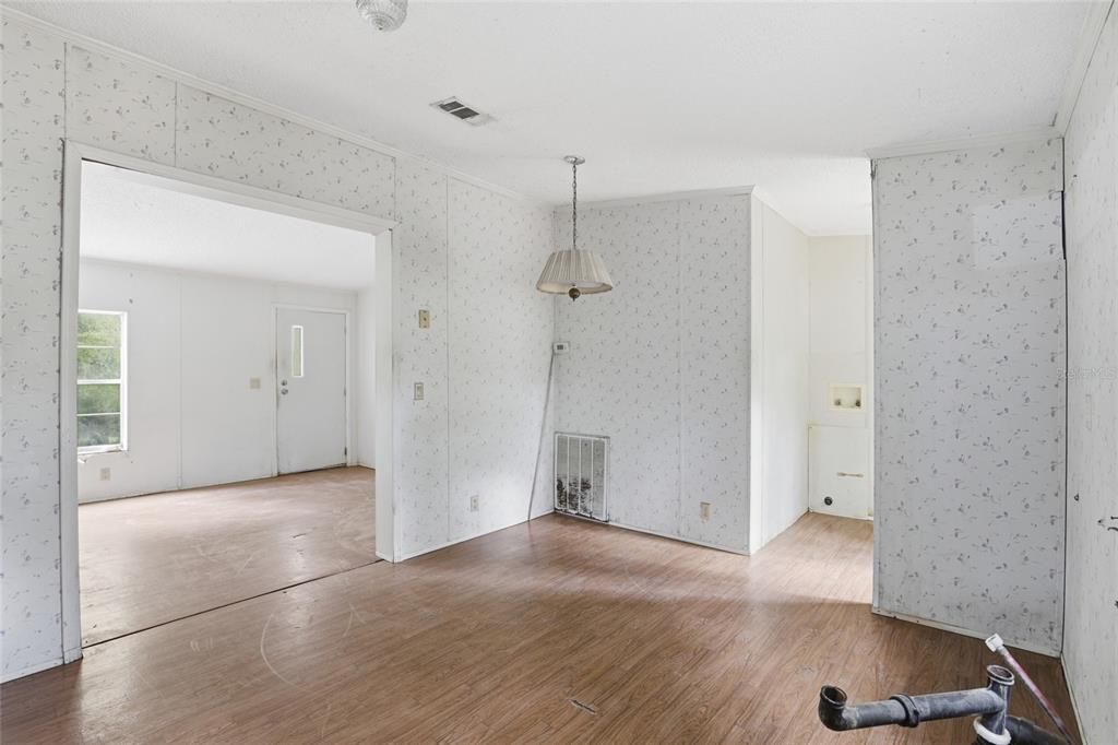 En Venta: $89,900 (3 camas, 2 baños, 960 Pies cuadrados)
