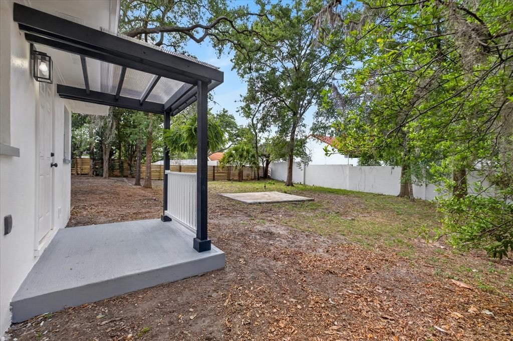 Activo con contrato: $399,900 (3 camas, 2 baños, 1150 Pies cuadrados)