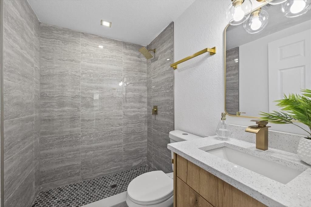 Activo con contrato: $399,900 (3 camas, 2 baños, 1150 Pies cuadrados)