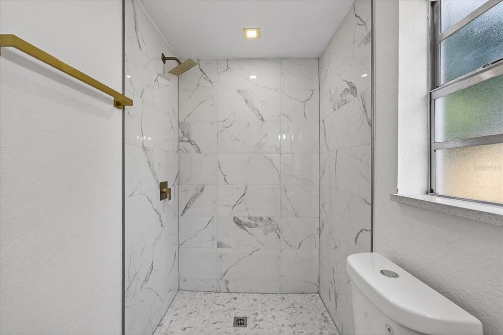 Activo con contrato: $399,900 (3 camas, 2 baños, 1150 Pies cuadrados)