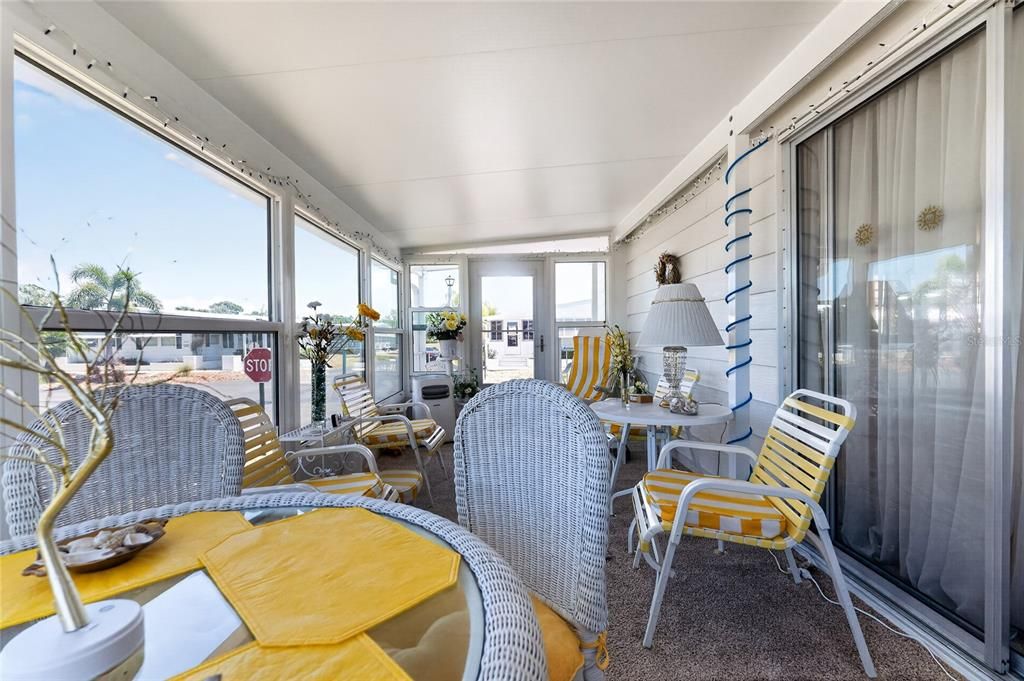For Sale: $149,900 (2 beds, 2 baths, 1344 Square Feet)