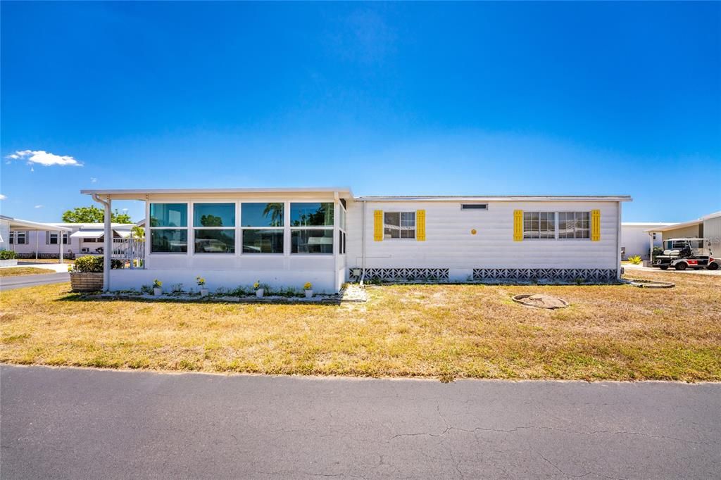 For Sale: $149,900 (2 beds, 2 baths, 1344 Square Feet)