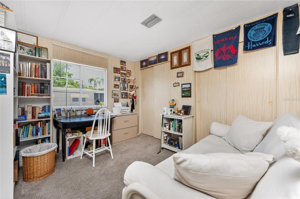 For Sale: $149,900 (2 beds, 2 baths, 1344 Square Feet)