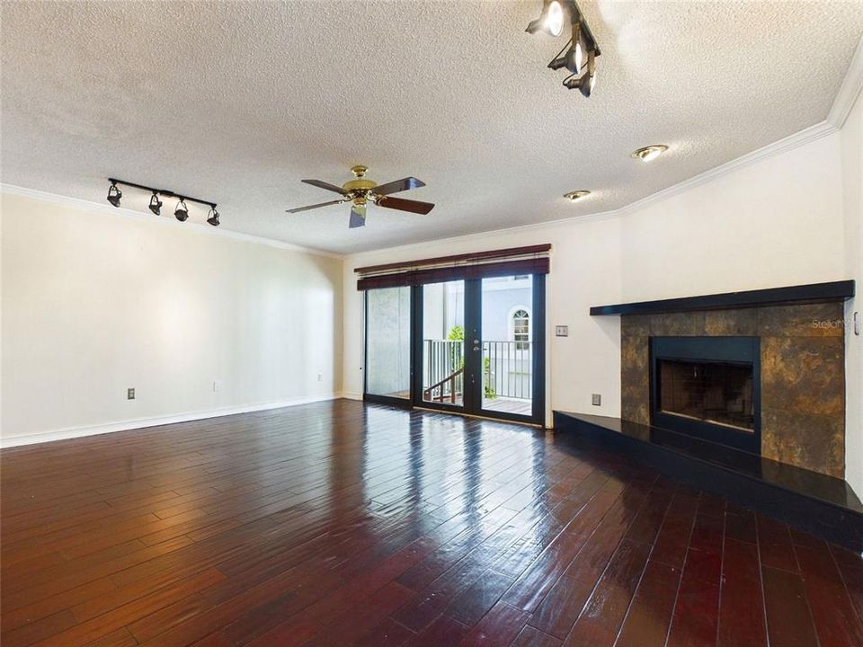En Venta: $490,000 (2 camas, 2 baños, 1475 Pies cuadrados)