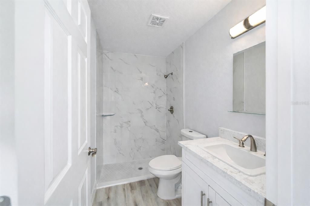 For Sale: $222,999 (3 beds, 2 baths, 1087 Square Feet)