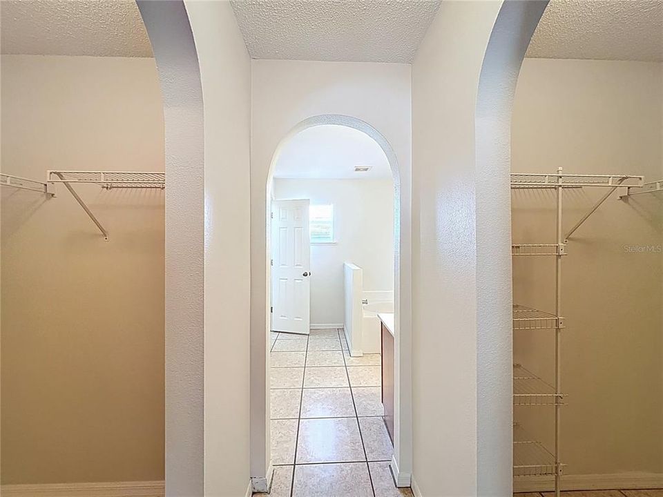 For Sale: $274,990 (4 beds, 2 baths, 2128 Square Feet)