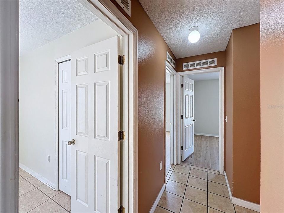 For Sale: $274,990 (4 beds, 2 baths, 2128 Square Feet)