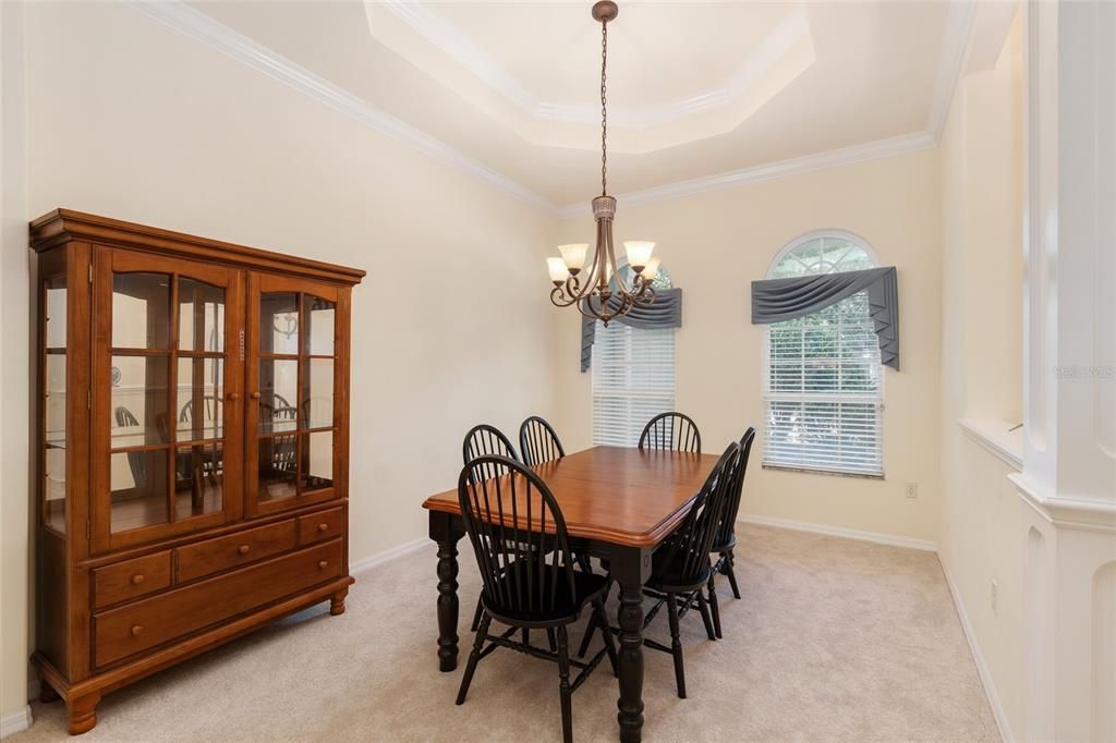 Activo con contrato: $579,990 (4 camas, 3 baños, 2636 Pies cuadrados)