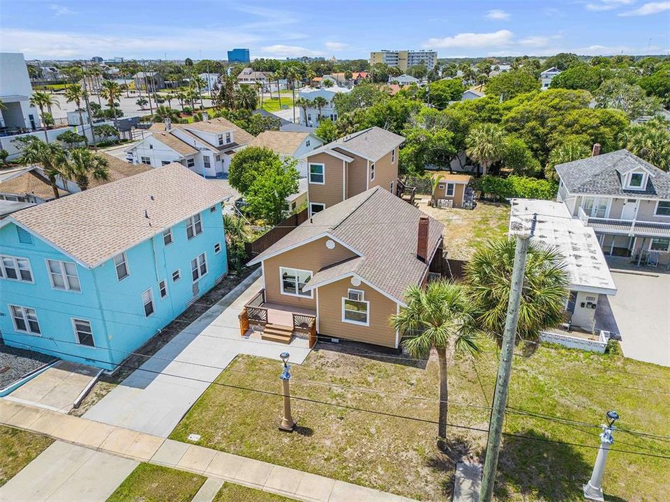 En Venta: $875,000 (6 camas, 0 baños, 2370 Pies cuadrados)