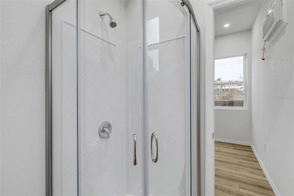 En Venta: $875,000 (6 camas, 0 baños, 2370 Pies cuadrados)