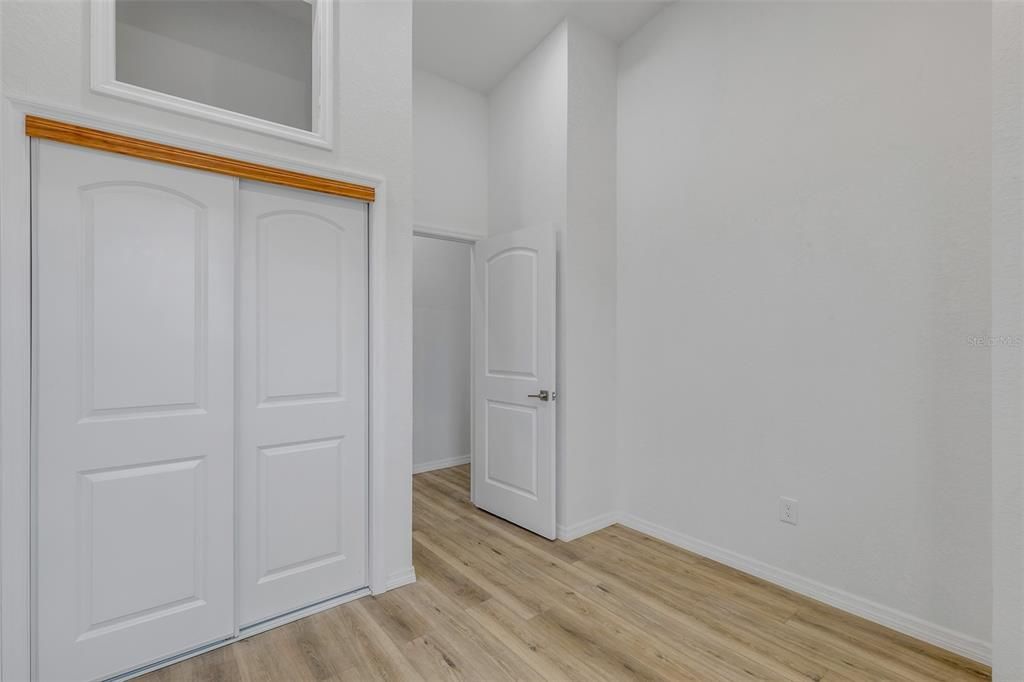 En Venta: $875,000 (6 camas, 0 baños, 2370 Pies cuadrados)