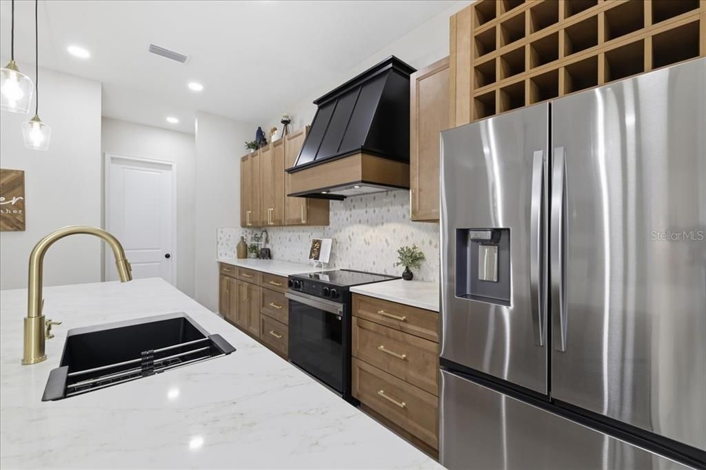 En Venta: $380,000 (4 camas, 2 baños, 1649 Pies cuadrados)