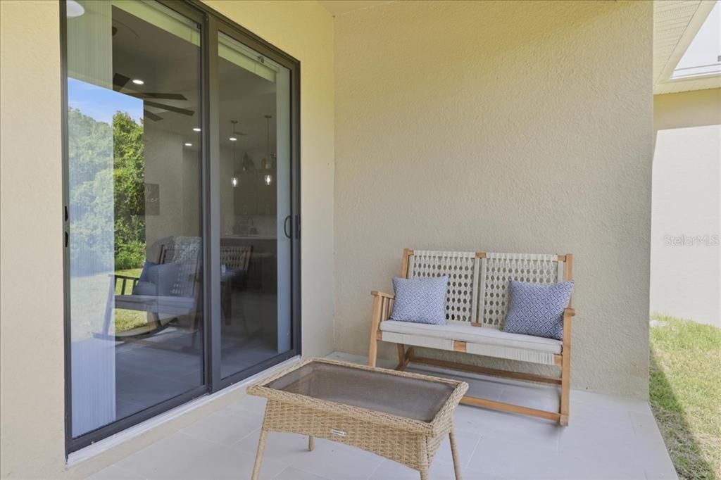 En Venta: $380,000 (4 camas, 2 baños, 1649 Pies cuadrados)