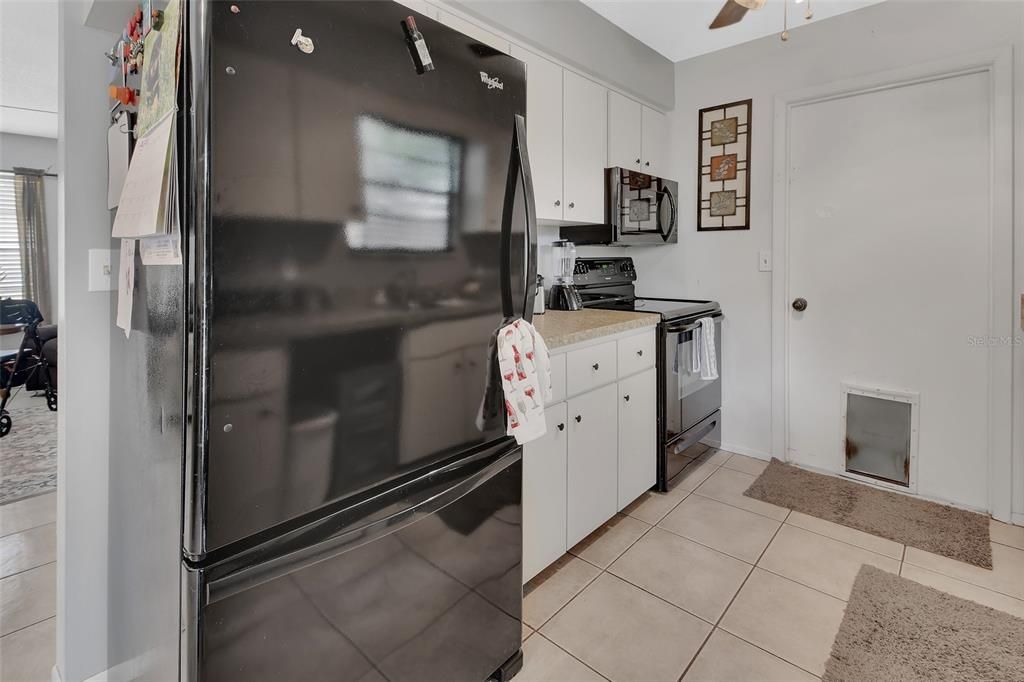 Activo con contrato: $239,900 (3 camas, 2 baños, 1132 Pies cuadrados)