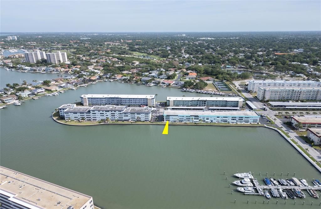 For Sale: $274,900 (2 beds, 2 baths, 1250 Square Feet)