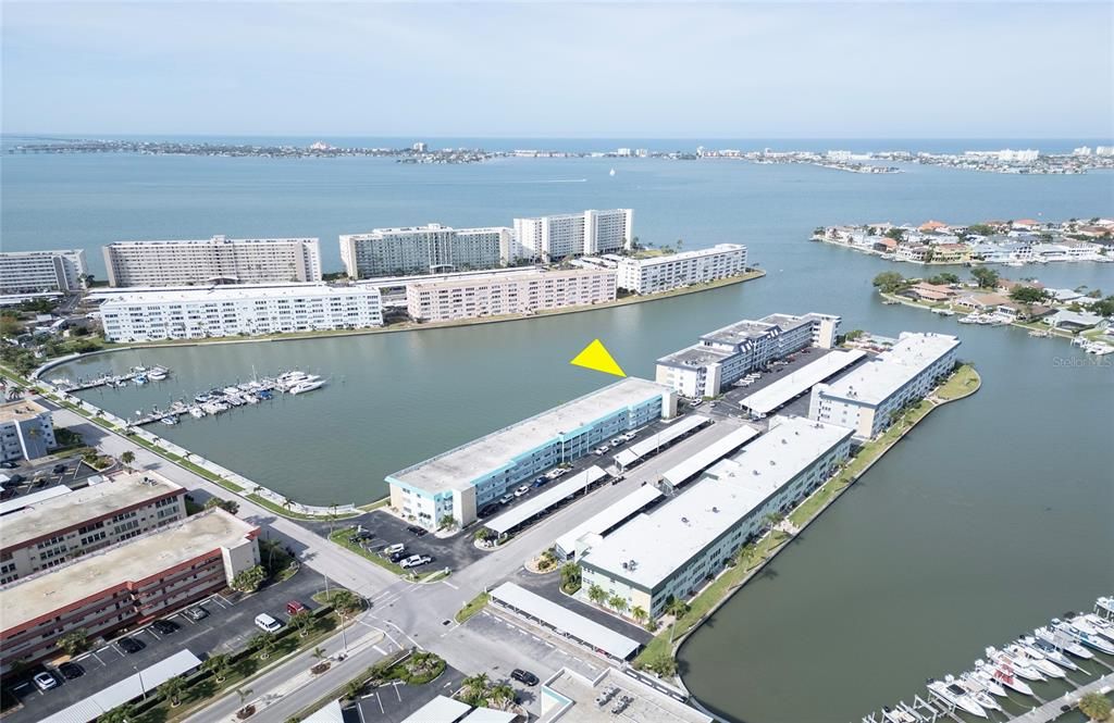 For Sale: $274,900 (2 beds, 2 baths, 1250 Square Feet)