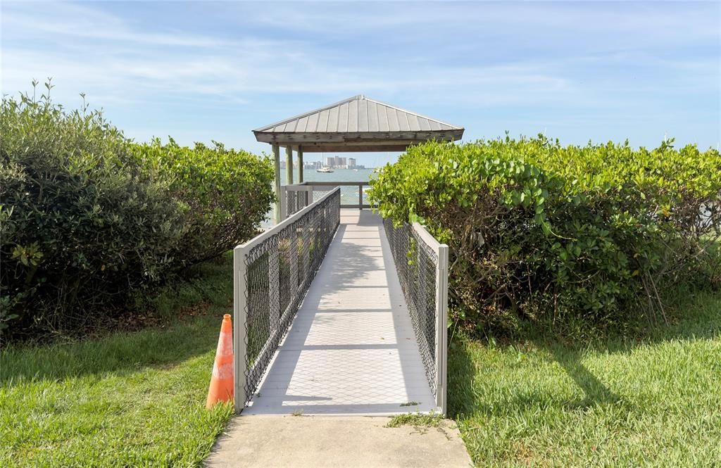 For Sale: $274,900 (2 beds, 2 baths, 1250 Square Feet)