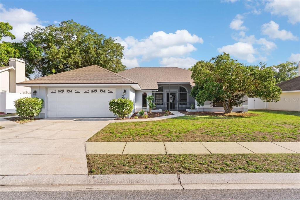 For Sale: $449,999 (3 beds, 2 baths, 2016 Square Feet)