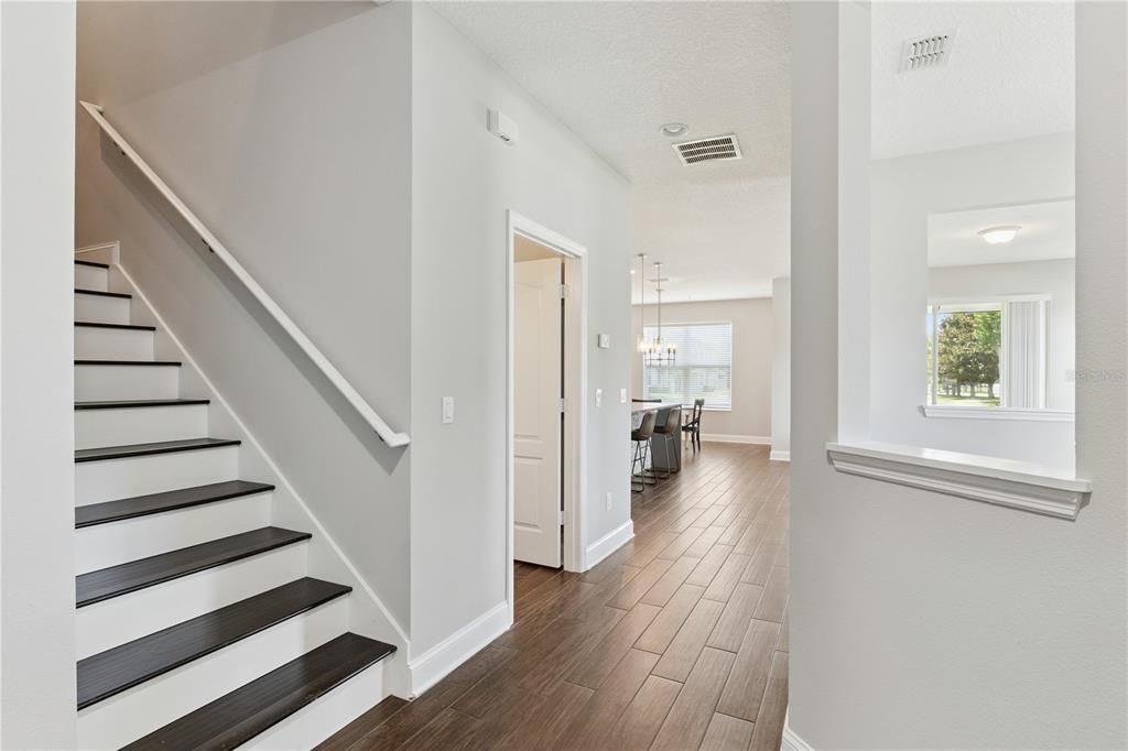 For Sale: $525,000 (3 beds, 2 baths, 2444 Square Feet)