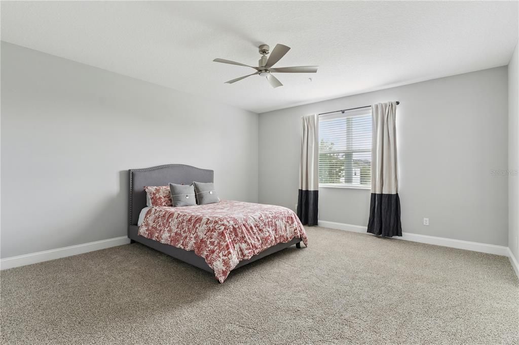 For Sale: $525,000 (3 beds, 2 baths, 2444 Square Feet)