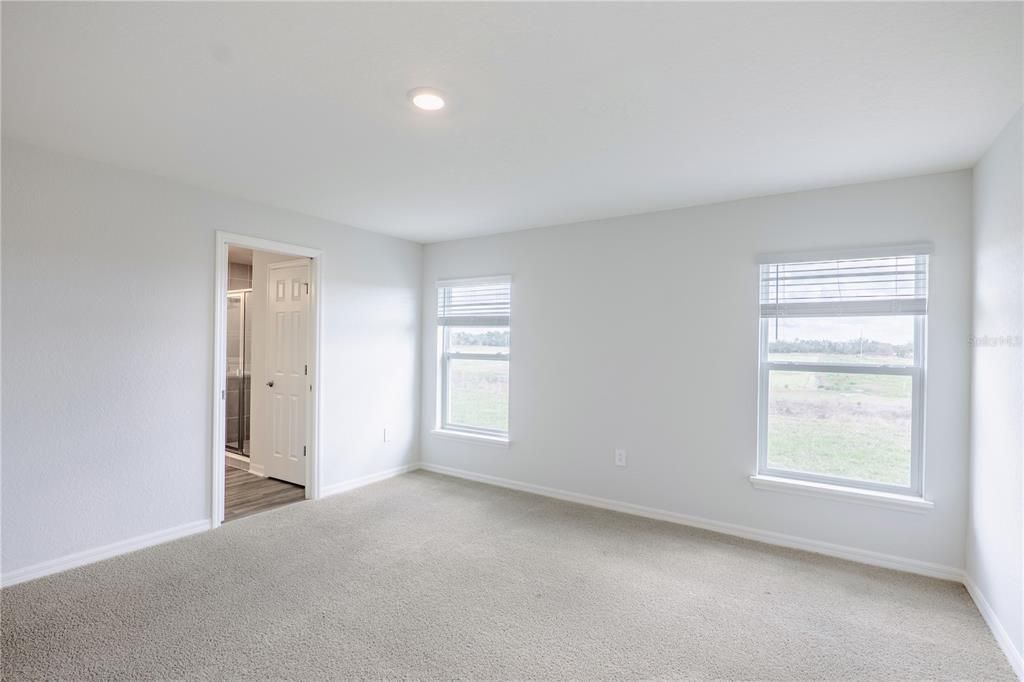 For Sale: $323,900 (3 beds, 2 baths, 1545 Square Feet)