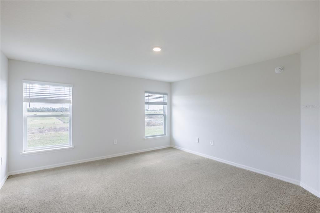 For Sale: $323,900 (3 beds, 2 baths, 1545 Square Feet)