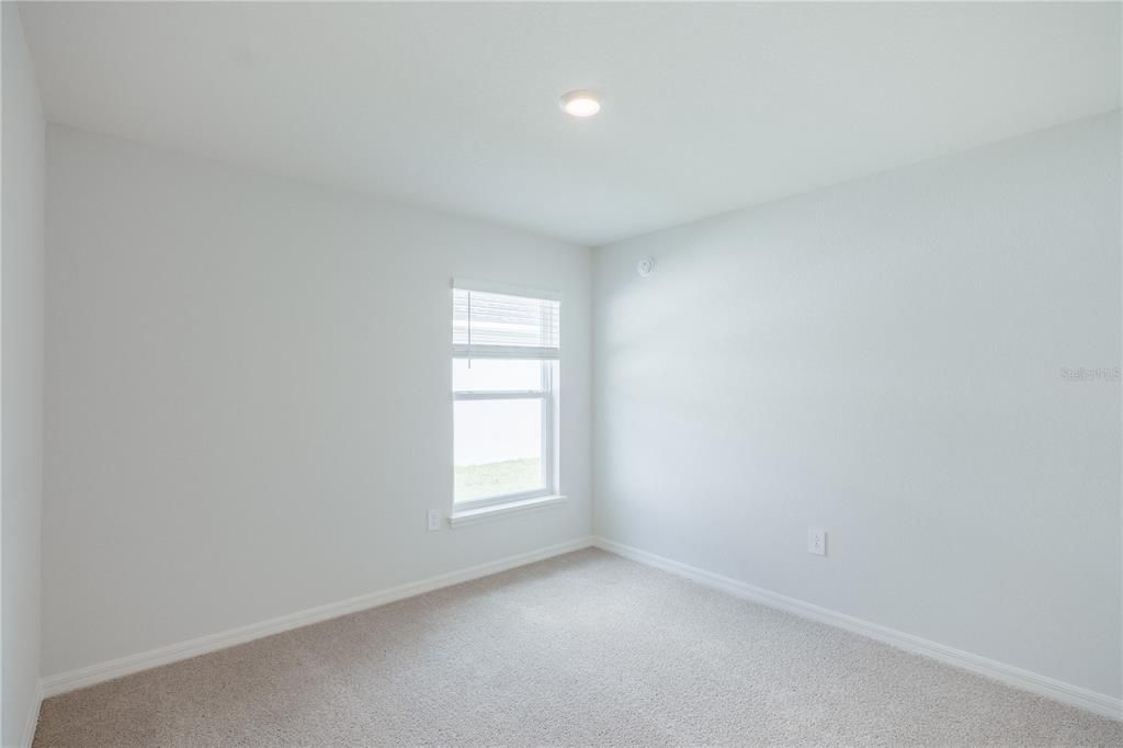 For Sale: $323,900 (3 beds, 2 baths, 1545 Square Feet)