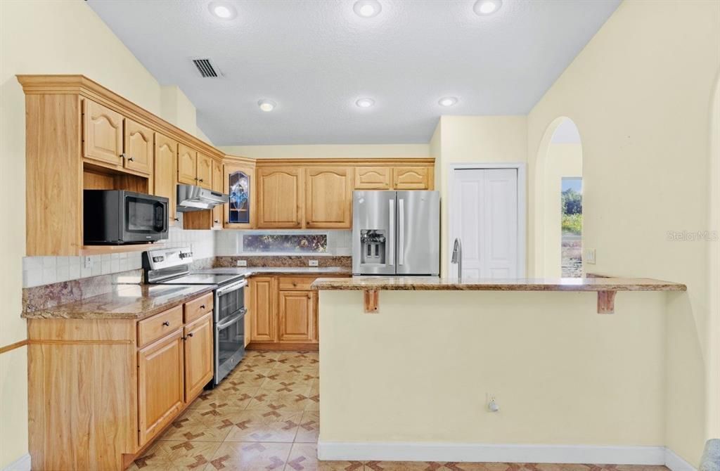 En Venta: $564,900 (3 camas, 2 baños, 2383 Pies cuadrados)