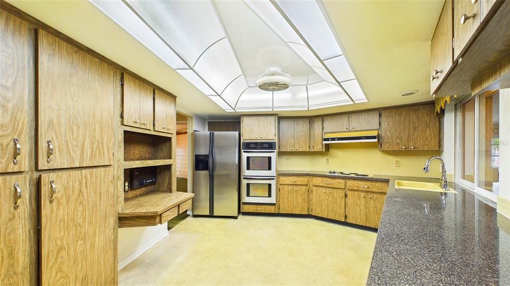 На продажу: $630,000 (4 спален, 2 ванн, 3506 Квадратных фут)