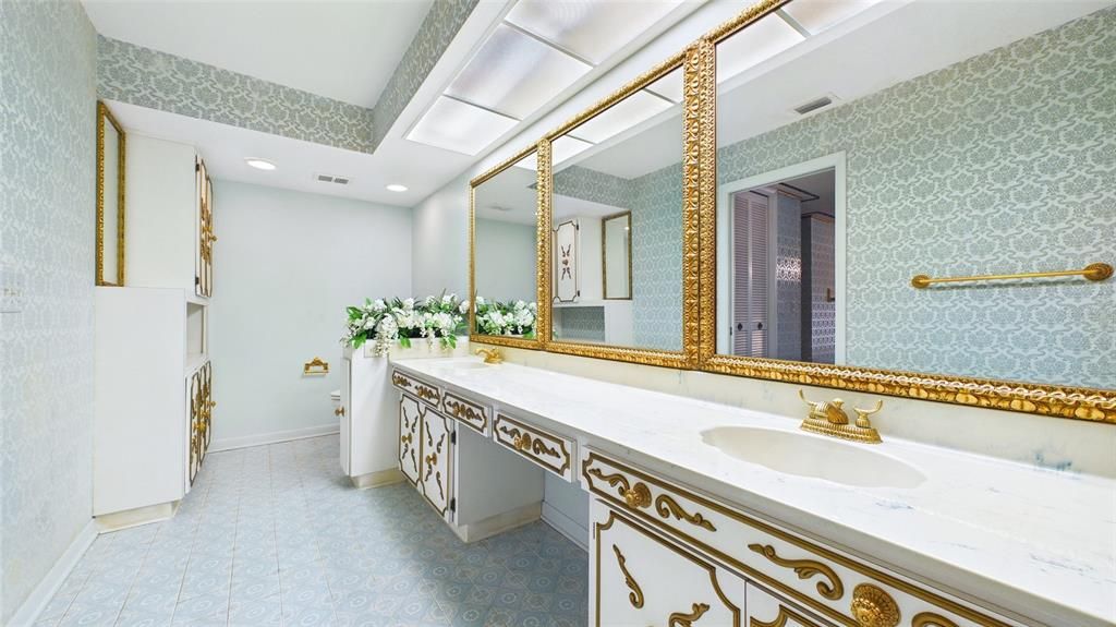 На продажу: $630,000 (4 спален, 2 ванн, 3506 Квадратных фут)