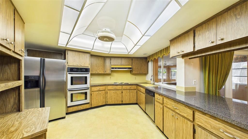 На продажу: $630,000 (4 спален, 2 ванн, 3506 Квадратных фут)