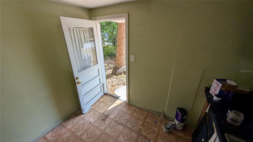 На продажу: $495,000 (2 спален, 0 ванн, 1002 Квадратных фут)