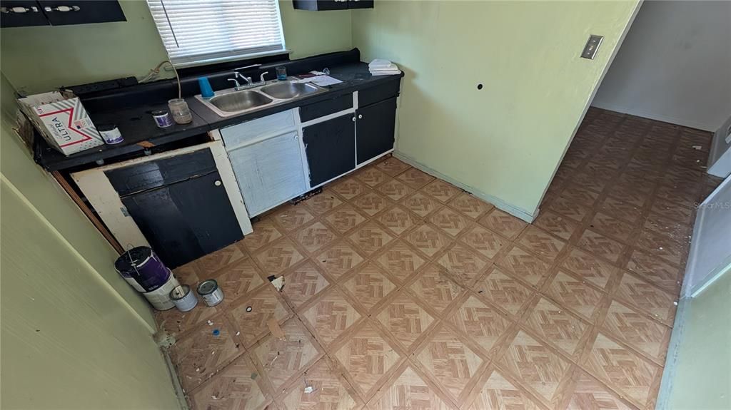 На продажу: $495,000 (2 спален, 0 ванн, 1002 Квадратных фут)