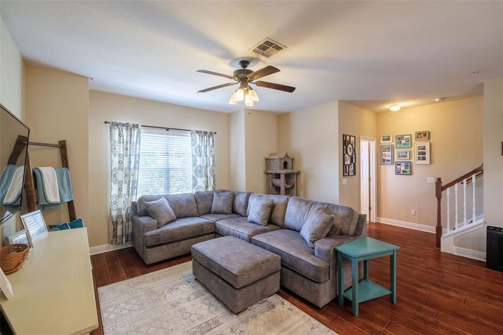 Active With Contract: $389,000 (4 beds, 3 baths, 2210 Square Feet)