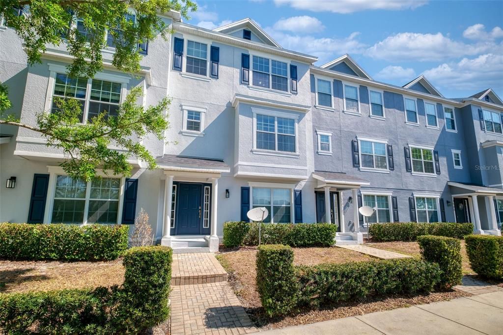 Active With Contract: $389,000 (4 beds, 3 baths, 2210 Square Feet)