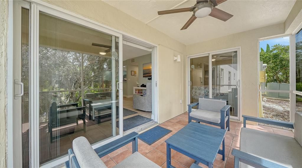 For Sale: $799,000 (2 beds, 2 baths, 1110 Square Feet)