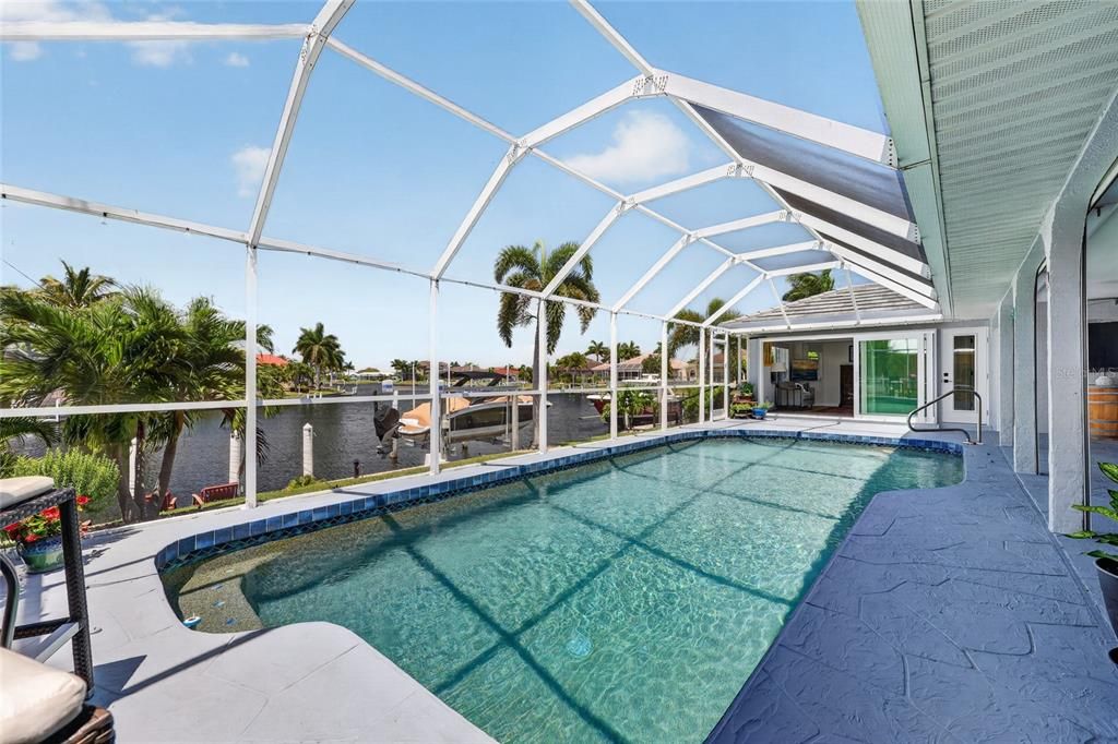 Activo con contrato: $725,000 (3 camas, 2 baños, 2033 Pies cuadrados)