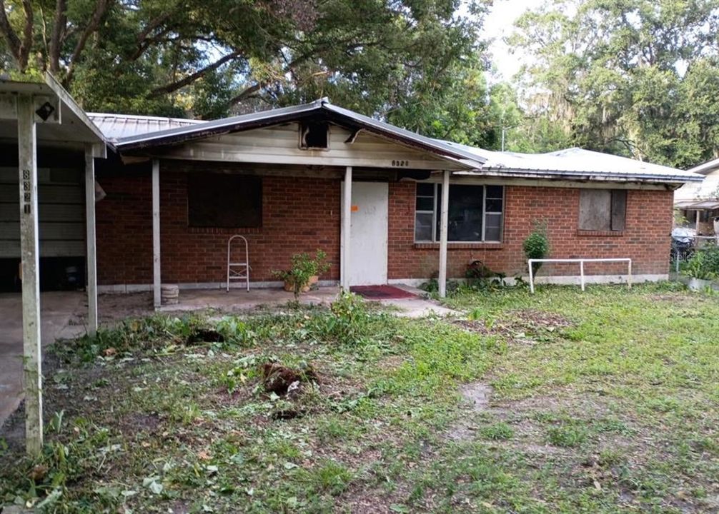 For Sale: $125,000 (3 beds, 2 baths, 1066 Square Feet)