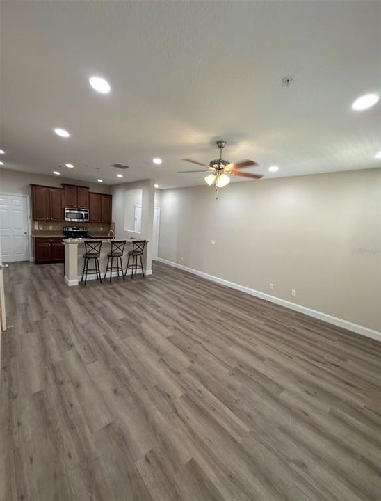 For Rent: $2,200 (3 beds, 2 baths, 1384 Square Feet)