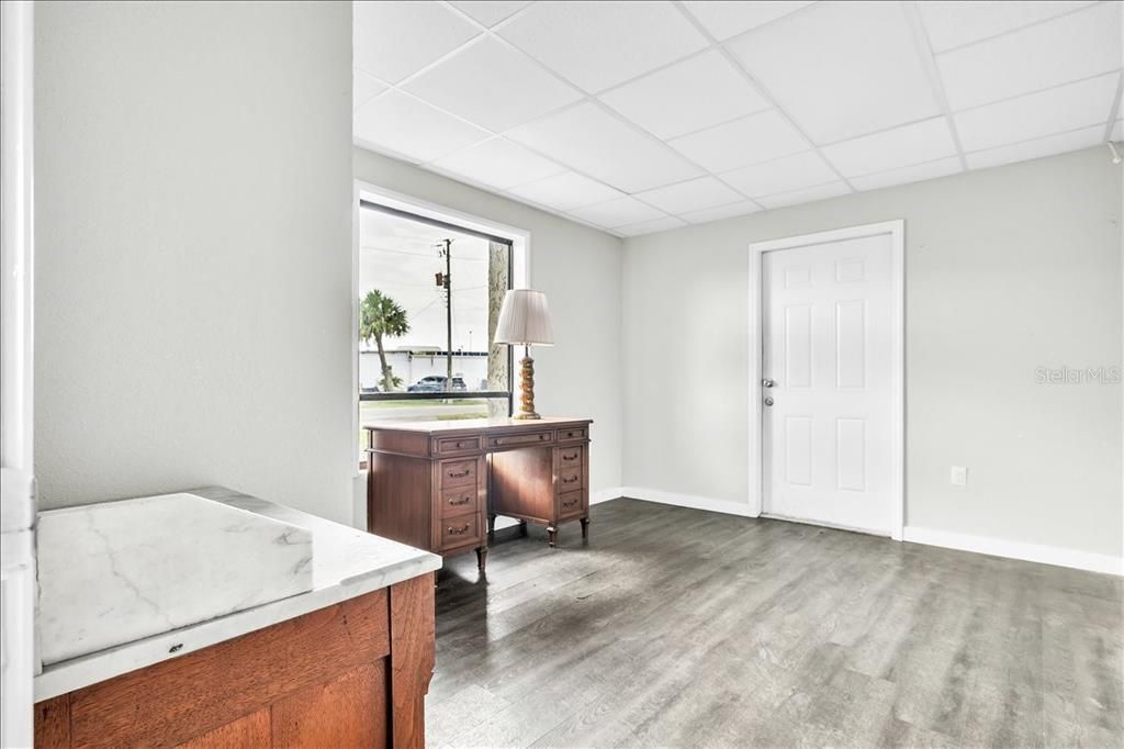 For Sale: $600,000 (0 beds, 0 baths, 1364 Square Feet)