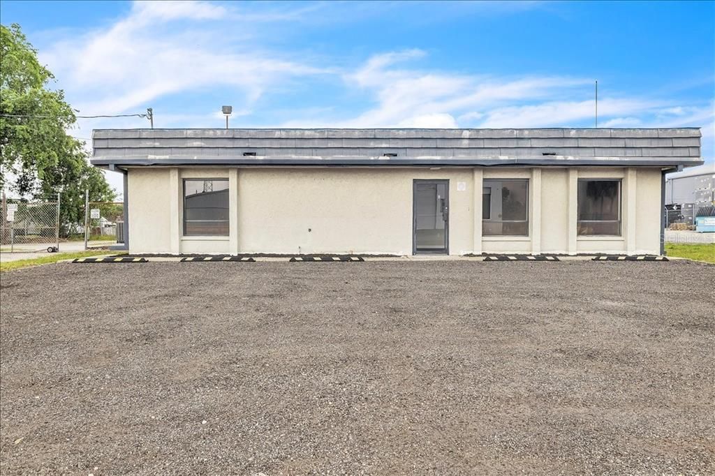 For Sale: $600,000 (0 beds, 0 baths, 1364 Square Feet)