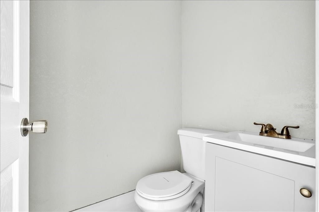 For Sale: $600,000 (0 beds, 0 baths, 1364 Square Feet)
