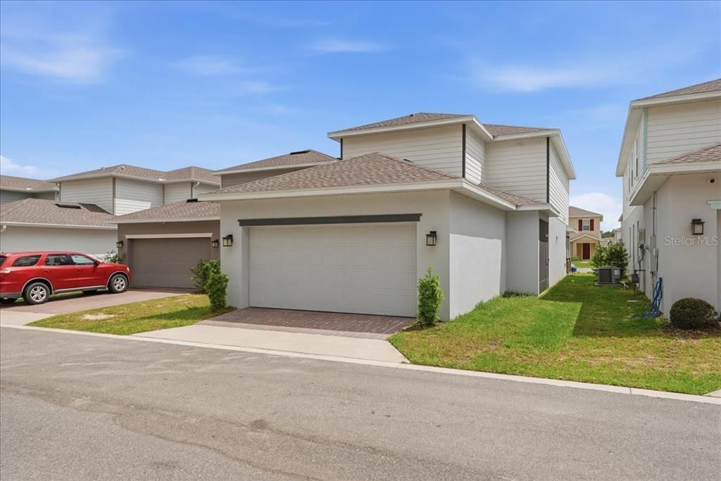 For Rent: $2,545 (3 beds, 2 baths, 2128 Square Feet)