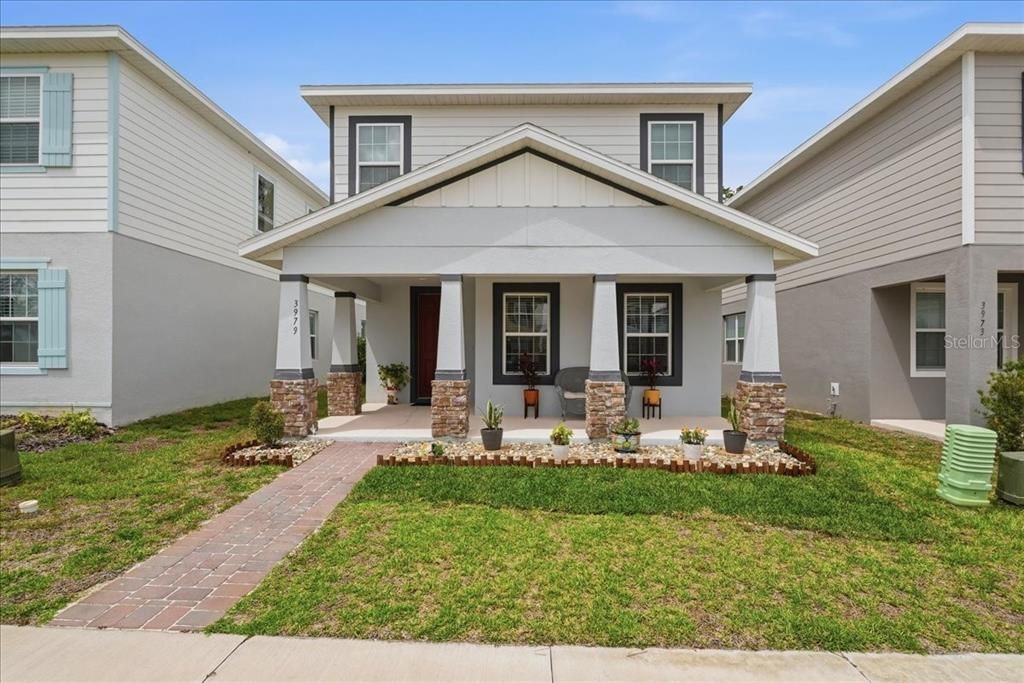 For Rent: $2,545 (3 beds, 2 baths, 2128 Square Feet)