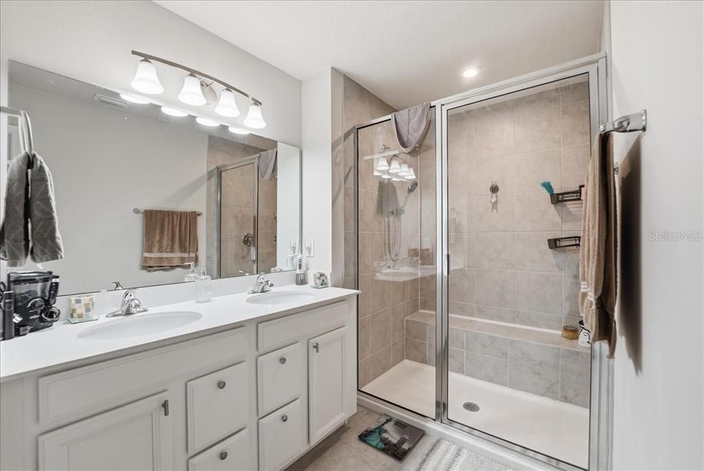 For Rent: $2,545 (3 beds, 2 baths, 2128 Square Feet)