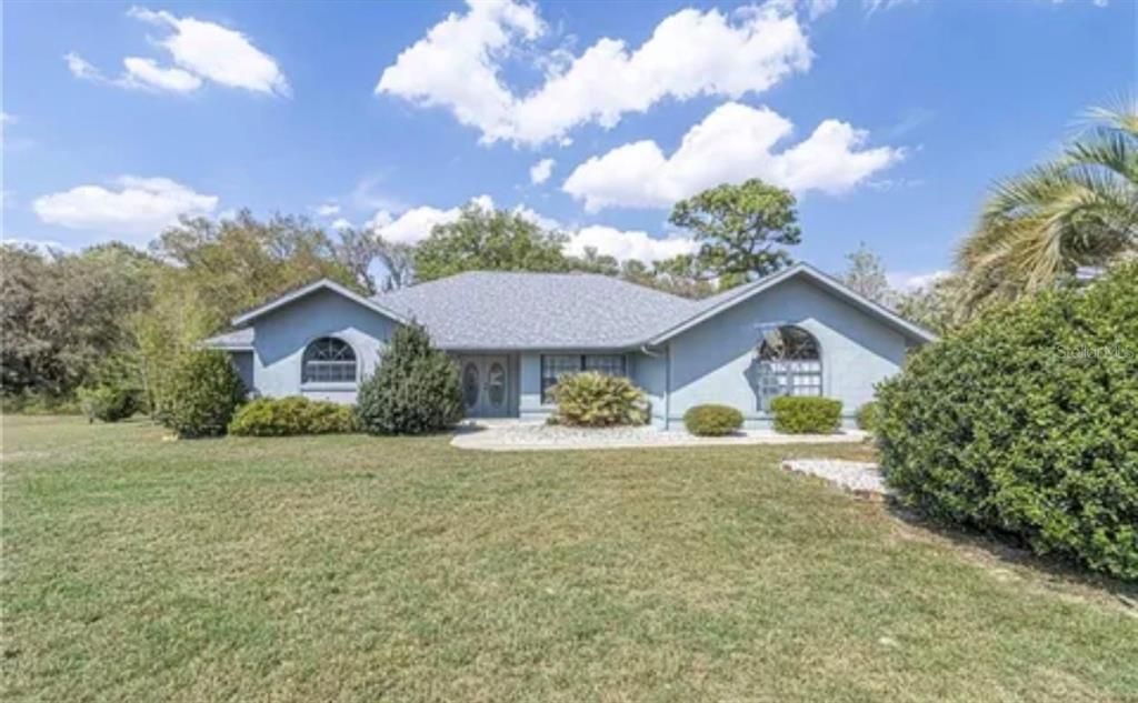 Recently Sold: $510,000 (4 beds, 2 baths, 2367 Square Feet)