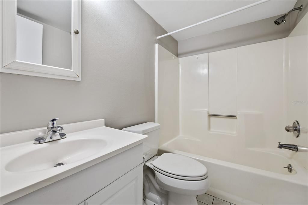 For Rent: $1,600 (2 beds, 2 baths, 973 Square Feet)