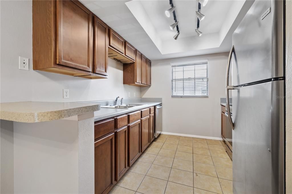 For Rent: $1,600 (2 beds, 2 baths, 973 Square Feet)