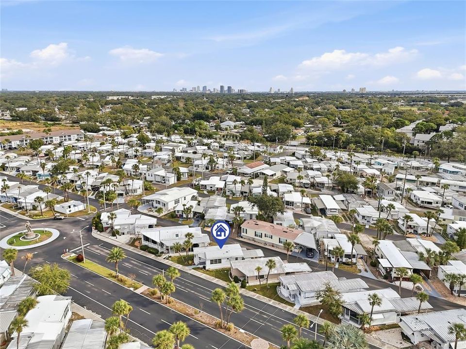 For Rent: $1,400 (2 beds, 1 baths, 660 Square Feet)